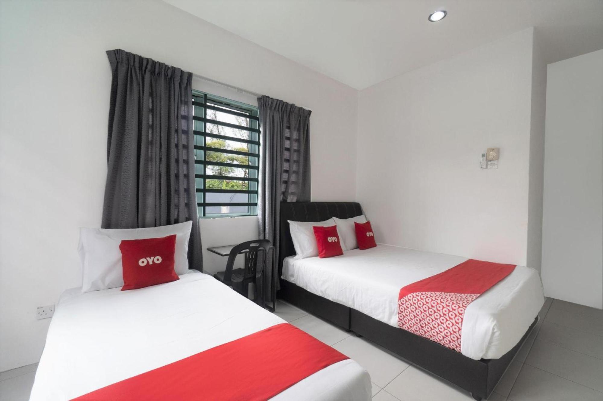 Oyo 91089 Motel Fasa 2B Seri Manjung Ngoại thất bức ảnh