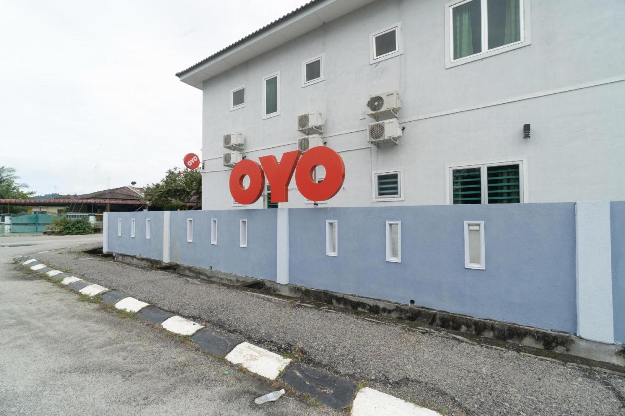 Oyo 91089 Motel Fasa 2B Seri Manjung Ngoại thất bức ảnh