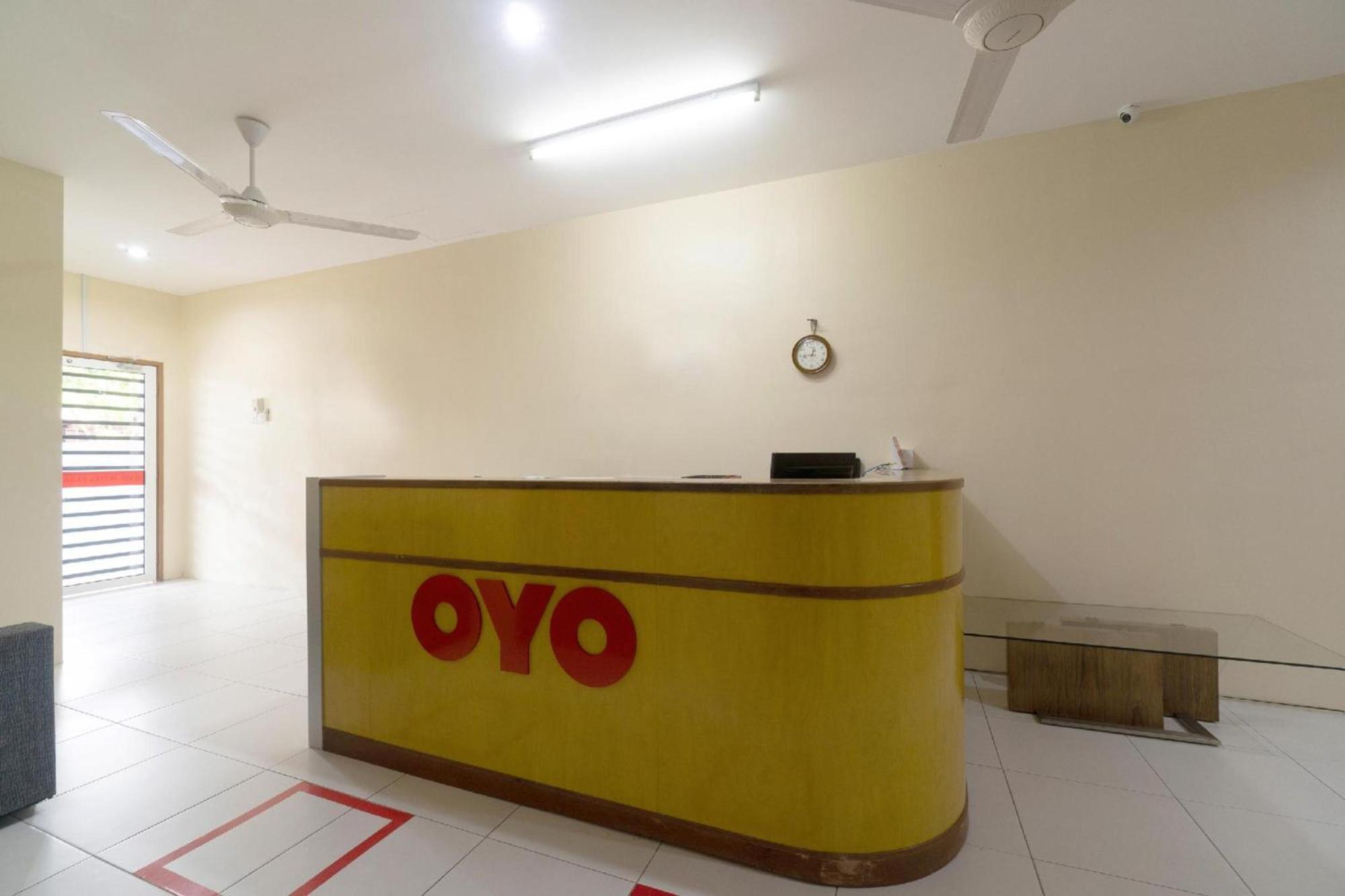 Oyo 91089 Motel Fasa 2B Seri Manjung Ngoại thất bức ảnh